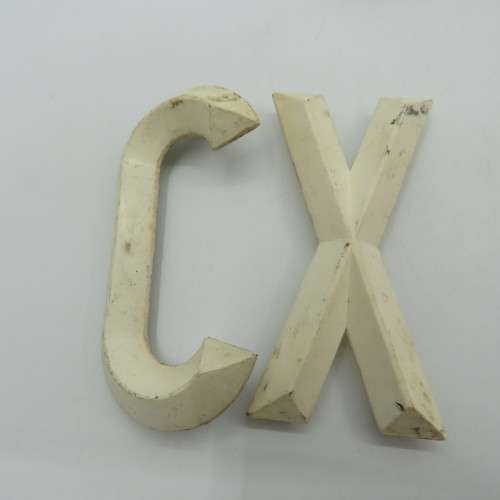 Vintage plastic and aluminum number plate numbers - CX2522