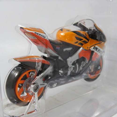 Maisto 2007 Honda RC212V Repsol MotoGP die-cast motorcycle - #1 Nicky Hayden - Scale 1/18 in box