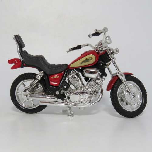 Maisto Yamaha Virago die-cast motorcycle - scale