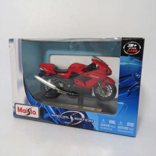 Maisto Kawasaki Ninja ZX-14 die-cast motorcycle - Scale 1/18 in box