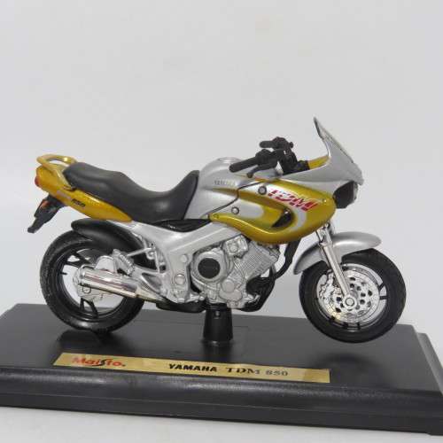 Maisto Yamaha TDM 850 die-cast motorcycle - Scale in box