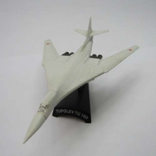 Russian Tupolev Tu 160 die-cast plane - scale 1/400