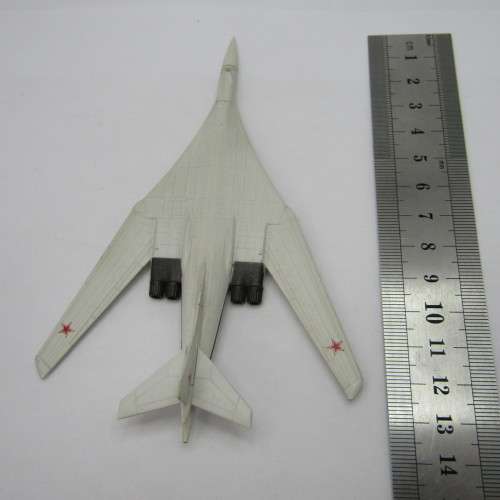 Russian Tupolev Tu 160 die-cast plane - scale 1/400