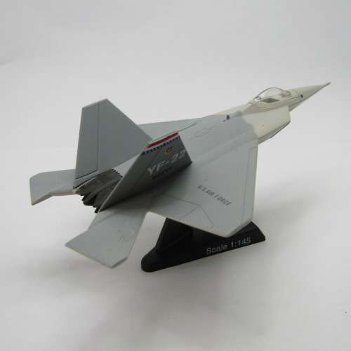 US Air Force F22 Lighting die-cast plane - scale 1/145