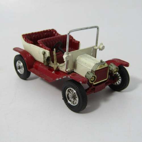 Matchbox 1911 Ford Model T model car - Models of Yesteryear No. Y-1 - some rust