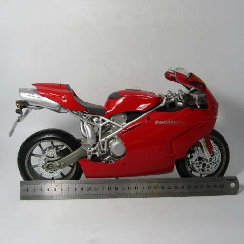 NewRay Ducati 999 model motorcycle - die-cast and plastic - scale 1/6