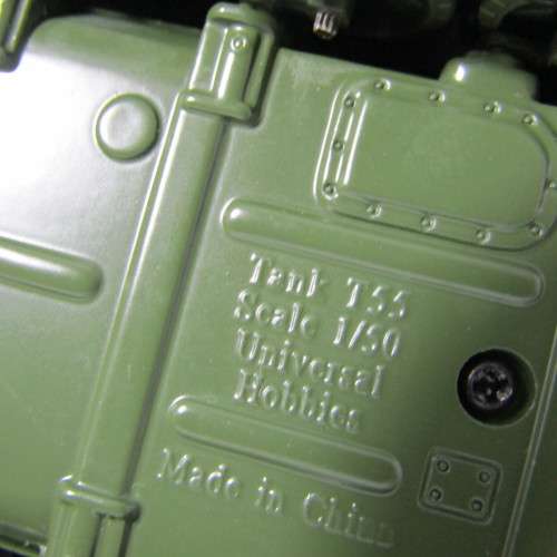 James Bond 007 T55 Tank model - Universal Hobbies - scale 1/50