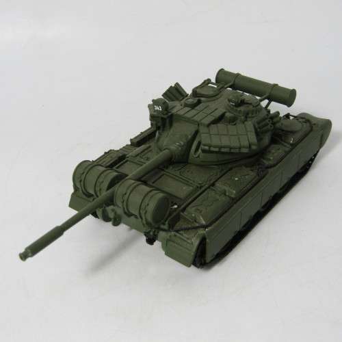 James Bond 007 T55 Tank model - Universal Hobbies - scale 1/50