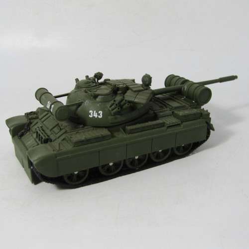 James Bond 007 T55 Tank model - Universal Hobbies - scale 1/50
