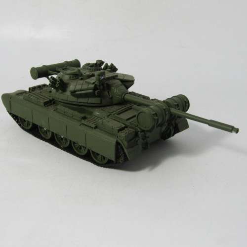 James Bond 007 T55 Tank model - Universal Hobbies - scale 1/50