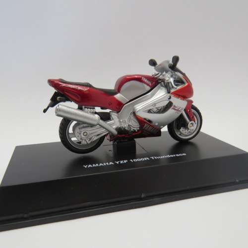 NewRay Yamaha YZF 1000 R Thunderace model motorcycle in case - Scale 1/32