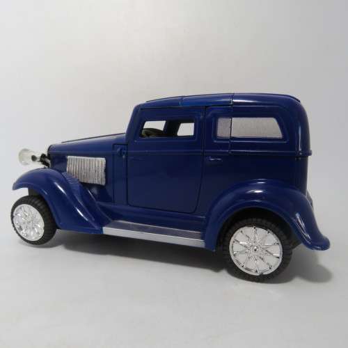 Musical Battery operated toy car - Lights, sound and opening roof and doors