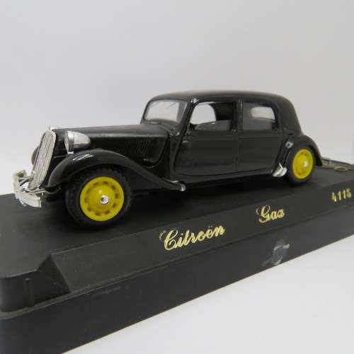 Solido Citroen 15 Six Gaz model car - Scale 1/43