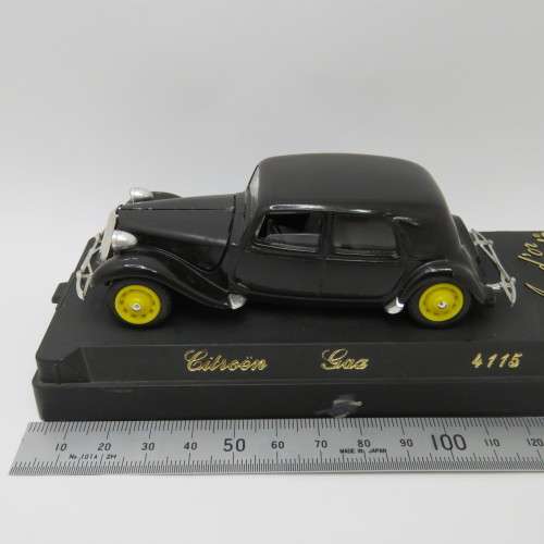 Solido Citroen 15 Six Gaz model car - Scale 1/43
