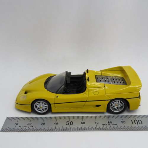Detail Cars Ferrari F50 model car - Mirrors missing - Scale 1/43