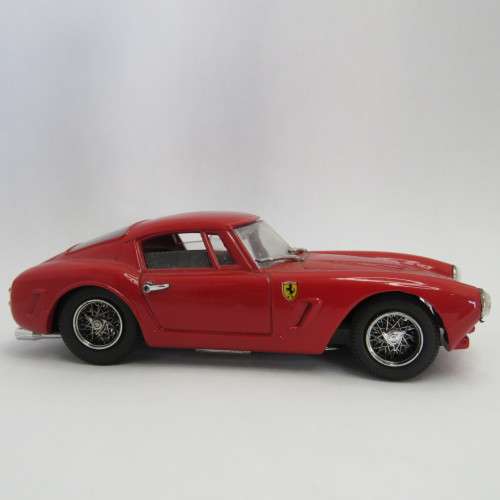 Bang #7075 Ferrari 250 SWB model car - Scale 1/43