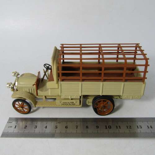 RIO Fiat Autocrarro 18BL model truck - scale 1/43 - some pieces missing - wheels damaged