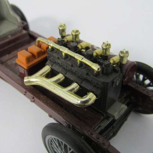 Brumm 1902 Ford 999 model car - engine and steering wheel missing - scale 1/43
