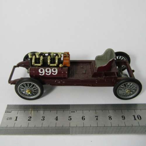 Brumm 1902 Ford 999 model car - engine and steering wheel missing - scale 1/43