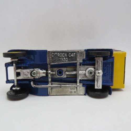 Solido 1930 Citroen C4F delivery van - Michelin tyres - Scale 1/43