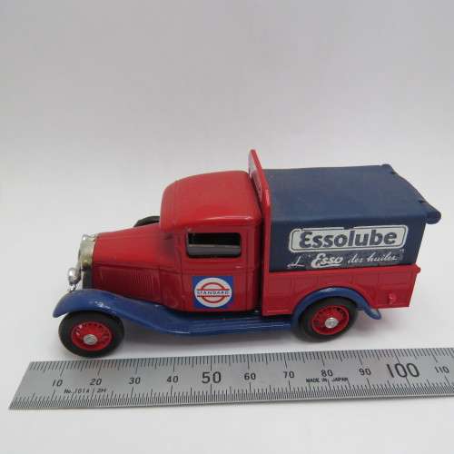 Eligor 1932 Ford delivery van - Essolube - Scale 1/43