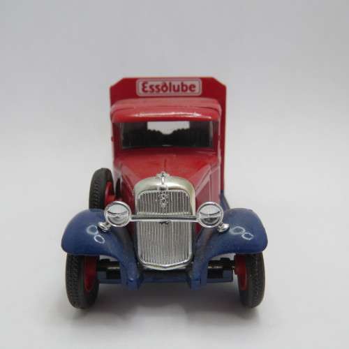 Eligor 1932 Ford delivery van - Essolube - Scale 1/43