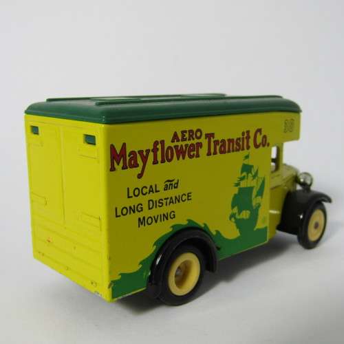 Lledo Days Gone 1934 Dennis Parcels van - Aero Mayflower Transit Co. - DG 16