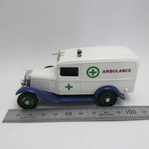 Eligor 1932 Ford Ambulance die-cast model van - Scale 1/43