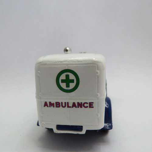 Eligor 1932 Ford Ambulance die-cast model van - Scale 1/43