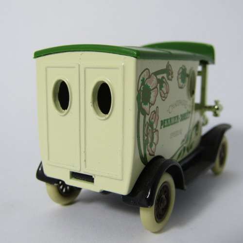 Lledo Days Gone Ford Model T van - Perrier-Jouet - DG 6