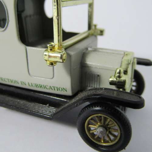 Lledo Days Gone Ford Model T tanker - Duckham`s Oils - DG 8