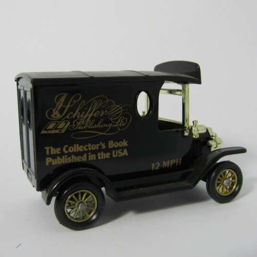 Lledo Days Gone Ford Model T tanker -Schiffer publishing - DG 6