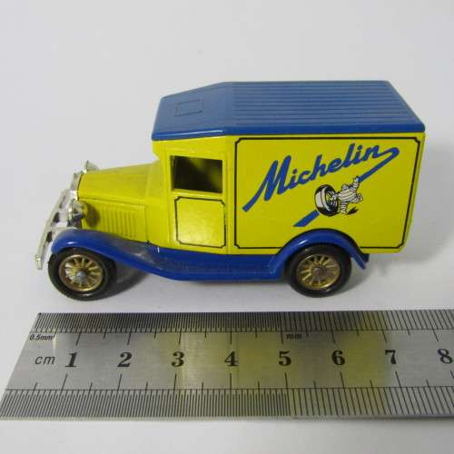 Lledo Days Gone 1934 Ford Model A van - Michelin - DG 13