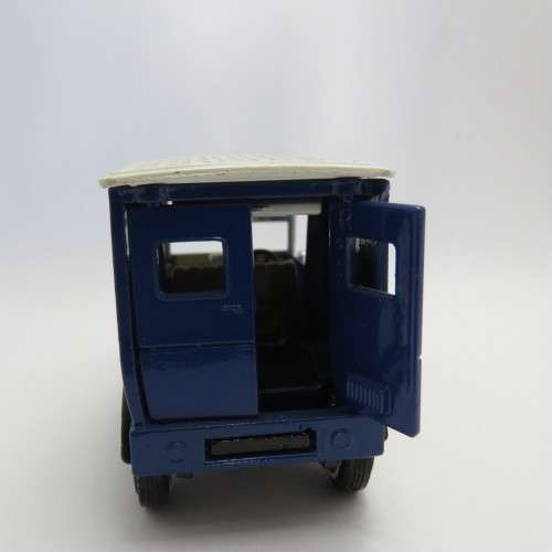 Matchbox 1927 Talbot van - Ever Ready - No. Y-5 Models of Yesteryear