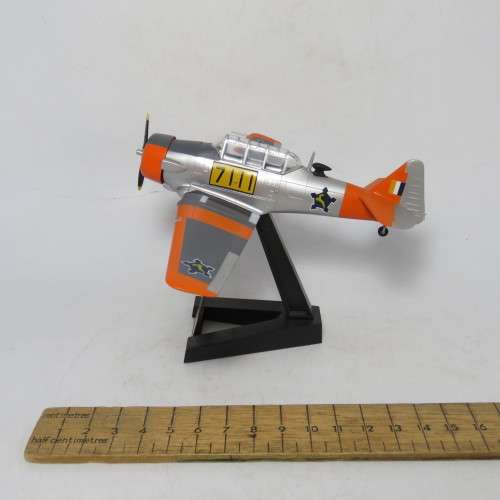 Easy Model SA Air Force Harvard 7111 plastic model plane - Scale 1/72