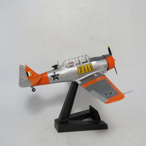 Easy Model SA Air Force Harvard 7111 plastic model plane - Scale 1/72