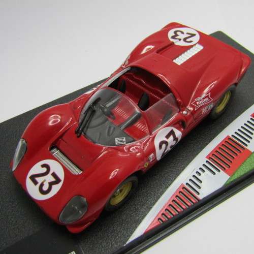 Ferrari 330 P4 racing model car - #23 - 24h Daytona 1967 - scale 1/43
