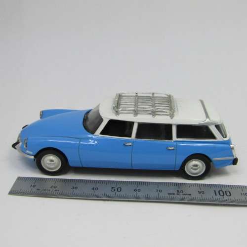 Norev Citroen ID 19 Familiale die-cast model car - scale 1/43