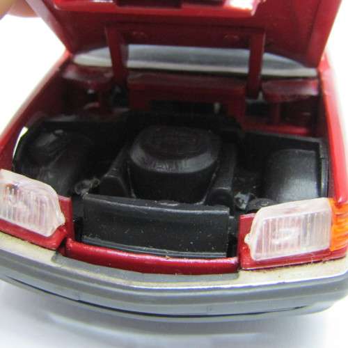 N2G Modelle No. 261 Mercedes-Benz 260 SE die-cast model car - grille trimming missing - scale 1/35