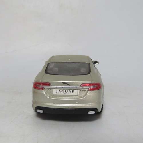 Bburago Street Fire Jaguar XF die-cast model car in box - Scale 1/32