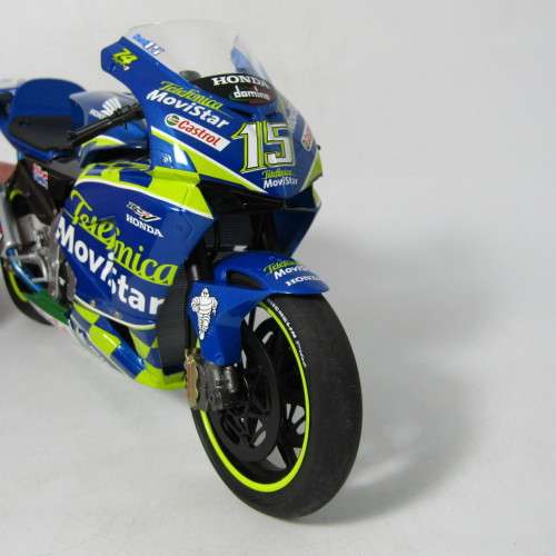 Protar 2004 Honda RC211V Team Movistar MotoGP model motorcycle - scale 1/9 in box