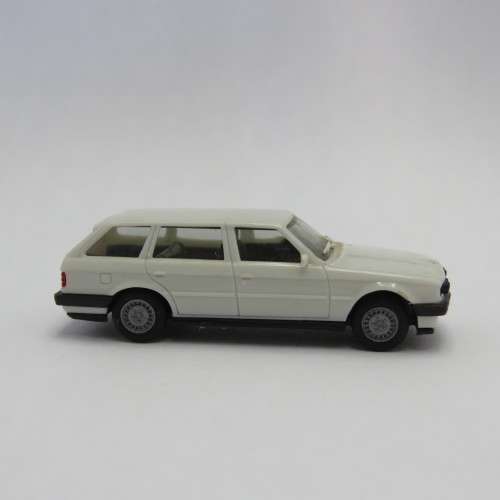 Herpa BMW Touring plastic model car - HO scale 1/87