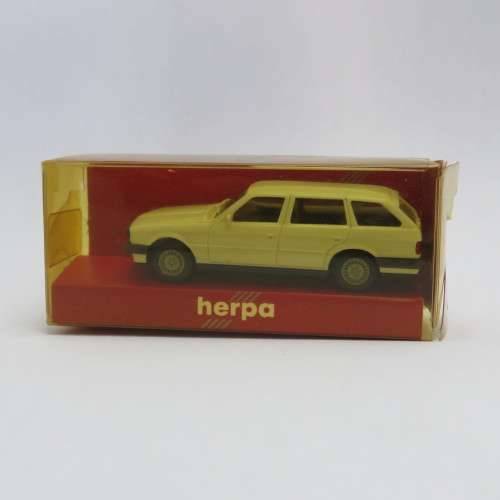 Herpa BMW Touring plastic model car - HO scale 1/87