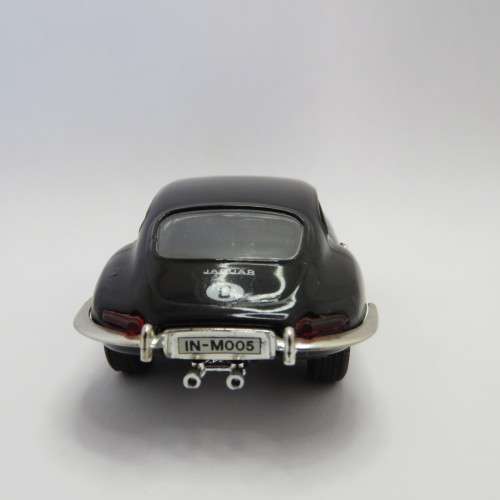 Box Model 1962 Jaguar E-type model car - Scale 1/43