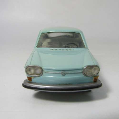 Cursor Modell 868 Volkswagen 411 plastic model car