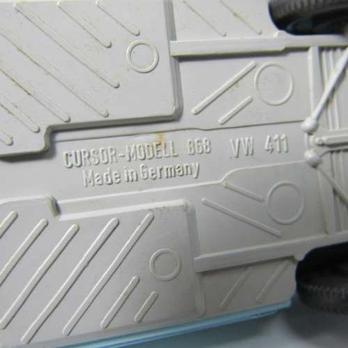 Cursor Modell 868 Volkswagen 411 plastic model car