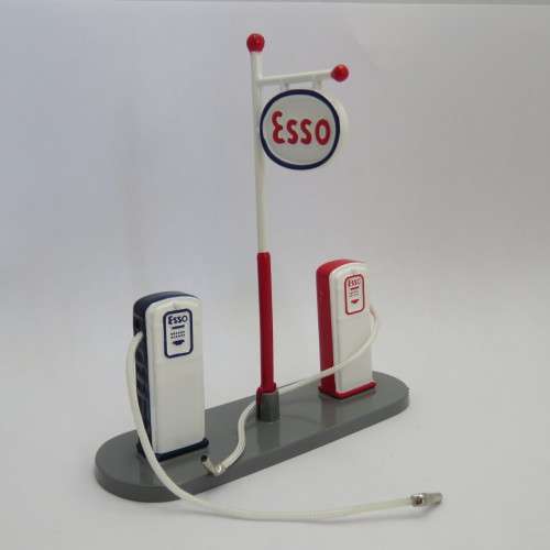 Dinky Toys # 49 D Esso Gas/Petrol pumps - Mint boxed - DeAgostini Ltd
