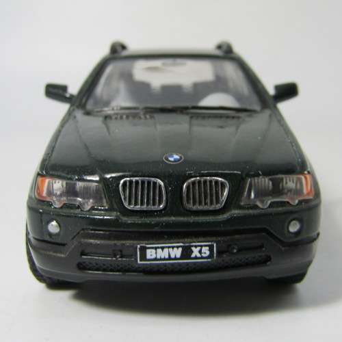 Kinsmart MBW X5 die-cast model car - pull back action - scale 1/36
