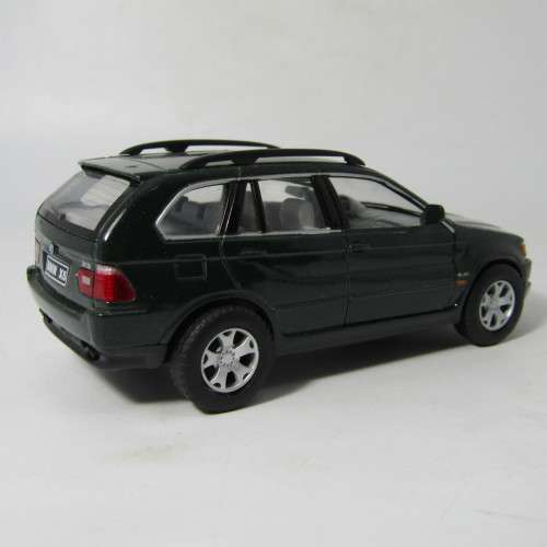 Kinsmart MBW X5 die-cast model car - pull back action - scale 1/36