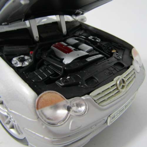 Welly Mercedes-Benz C-Class sports Coupe model car - scale 1/18